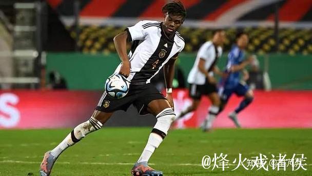 比塞克:期待踢世界杯,但当下专注于为国米效力 比塞克:期待踢世界杯,但当下专注于为国米效力